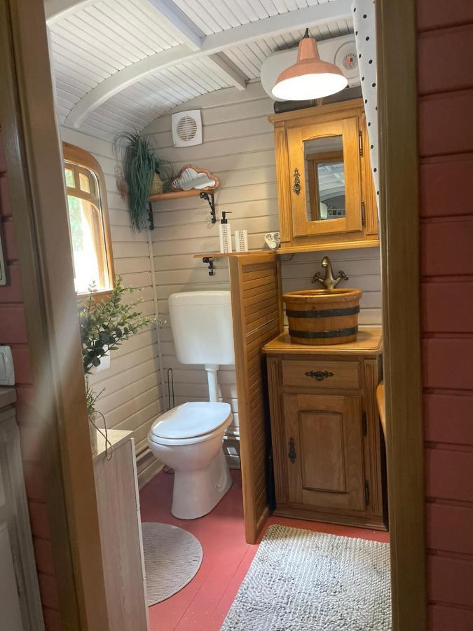 Le Soler Roulotte En Bois Sud France 게스트하우스 외부 사진